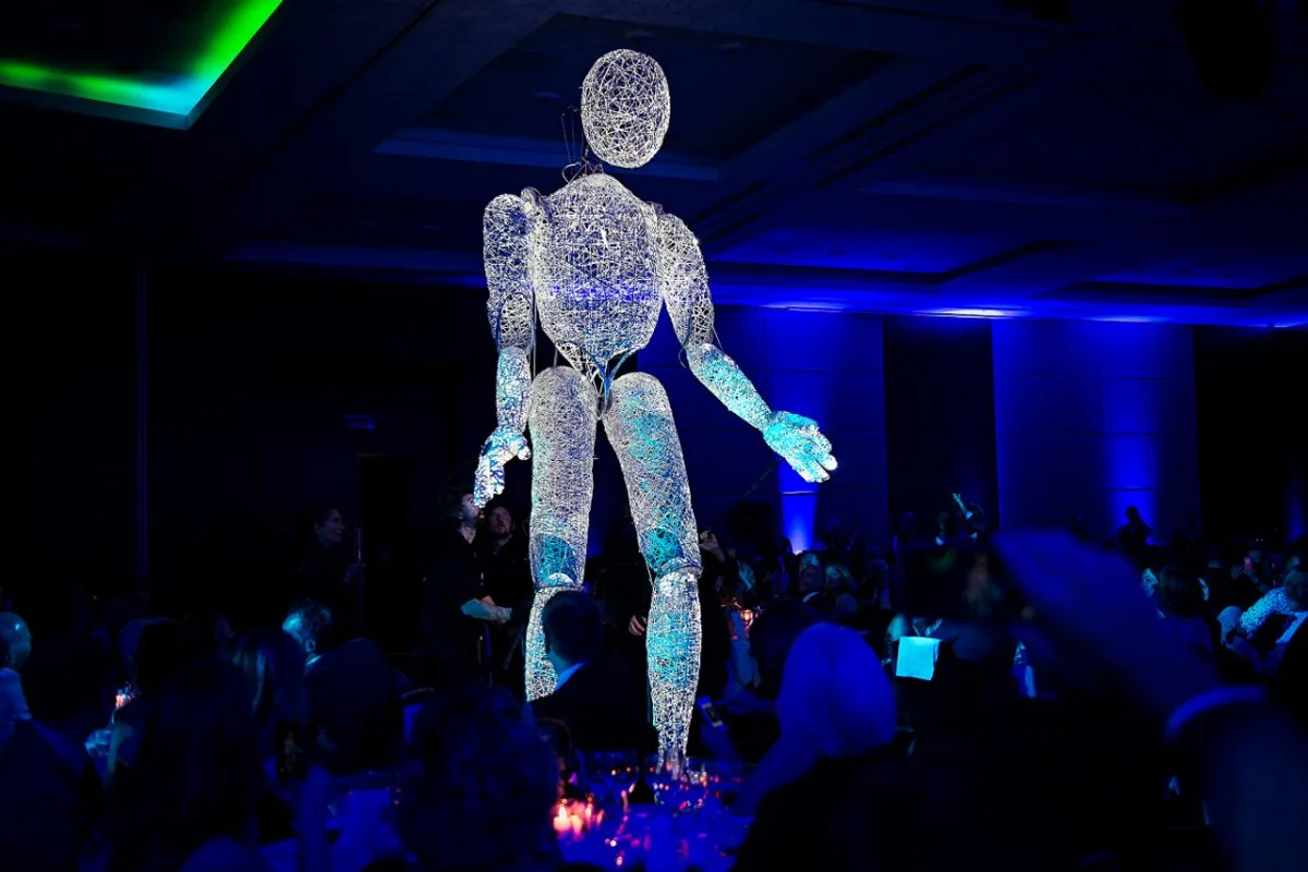 Gigante di Luce performance principale